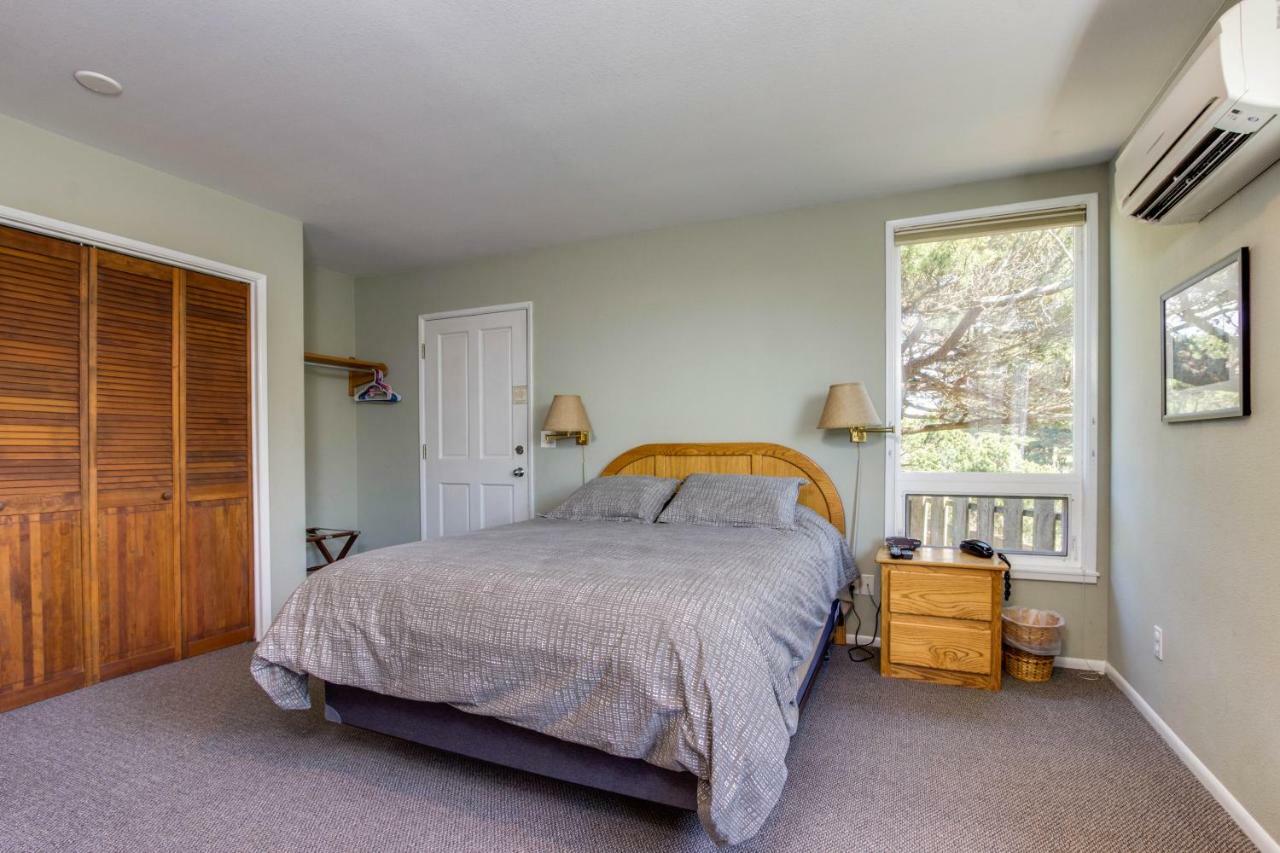 Spindrift Oceanfront Home Bandon Exterior photo